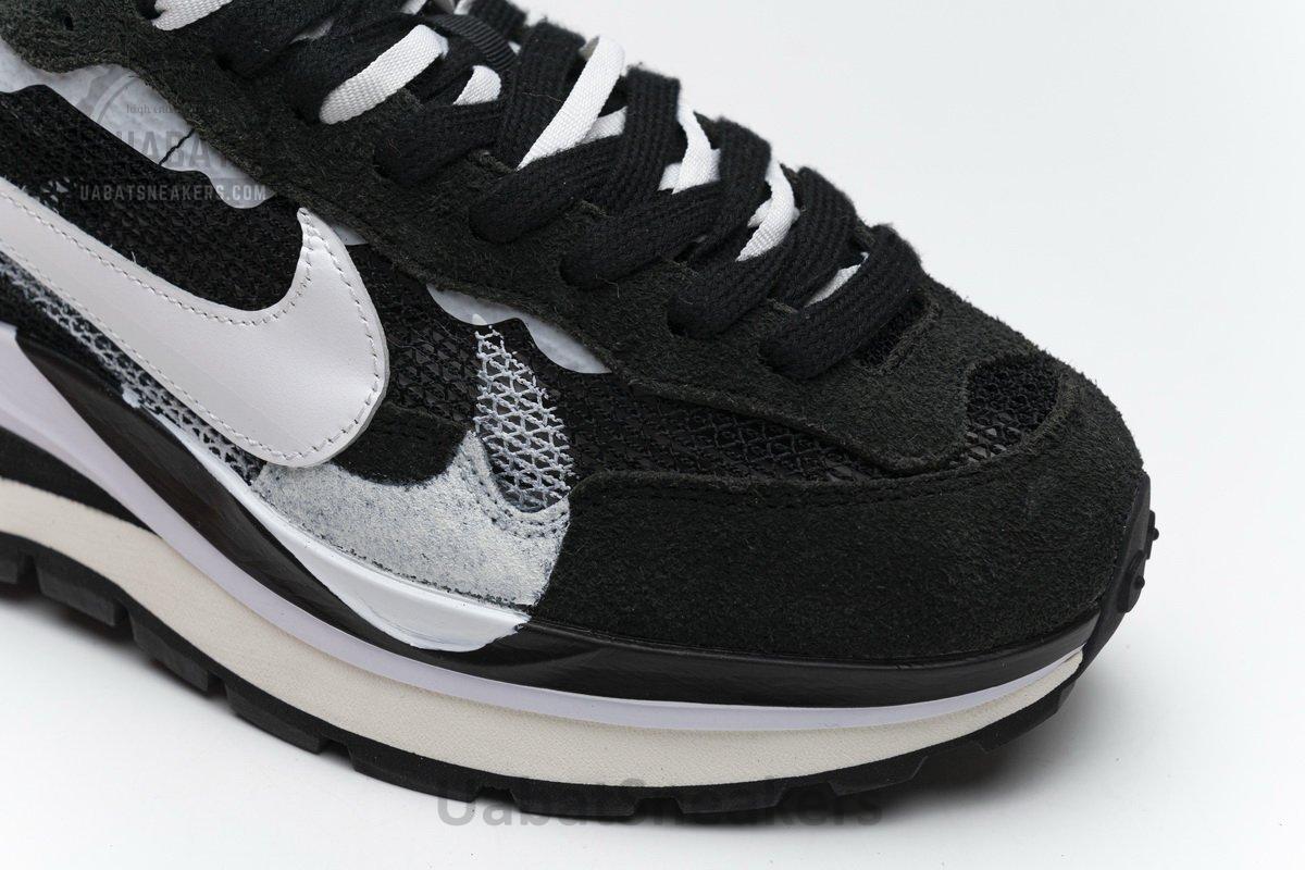 CI9928-001 Sacai x Nike Pegasua Vaporfly Black White - Image 11