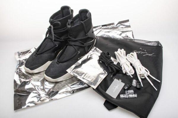 Fear Of God 1 x Nike Air "Light Bone" AR4237-002 - Image 3