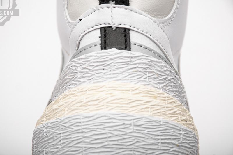 BV0072-100 Sacai x Nike Blazer Mid White Grey - Image 12
