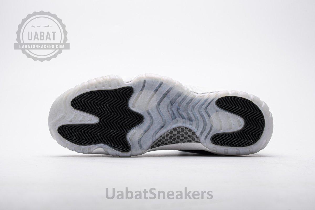 528895-145 Air Jordan 11 Retro Low Iridescent - Image 10