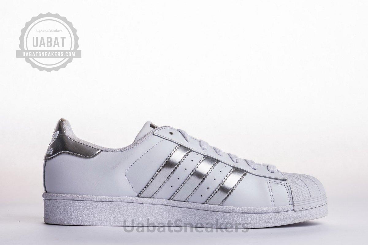 Superstar Shoes Footwear White/Silver Metallic/Core Black - Image 5
