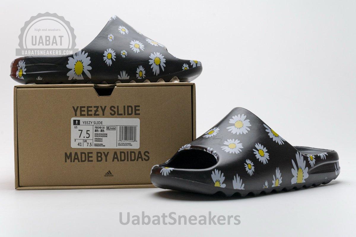 FB6348-16 adidas Yeezy Slide - Image 2