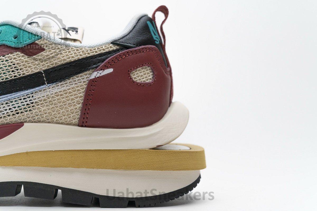 CI9928-301 Sacai x Nike Pegasua Vaporfly Villain Red Yellow Green - Image 17