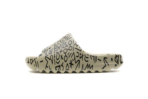 FW6345 adidas Yeezy Slide “Graffiti”