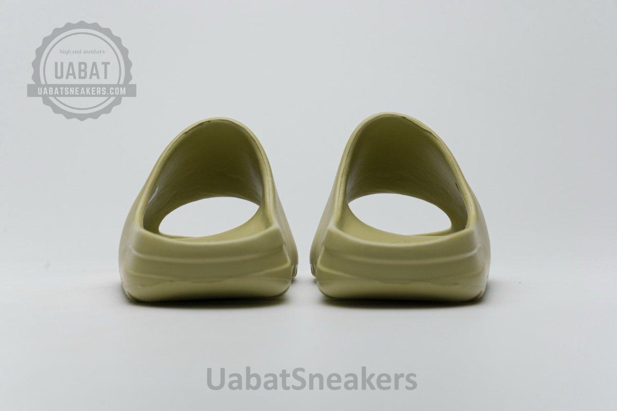 FX0494 adidas Yeezy Slide “RESIN” - Image 5