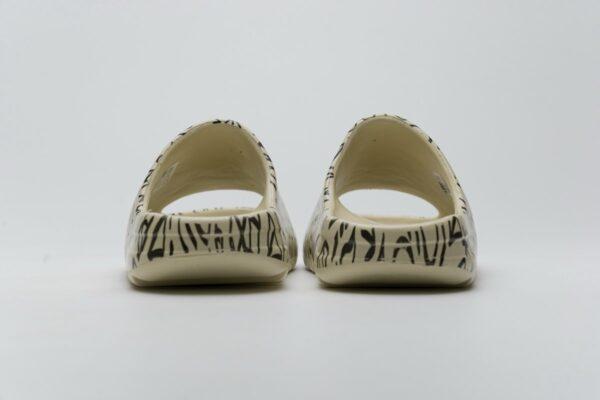 FW6345 adidas Yeezy Slide “Graffiti” - Image 7