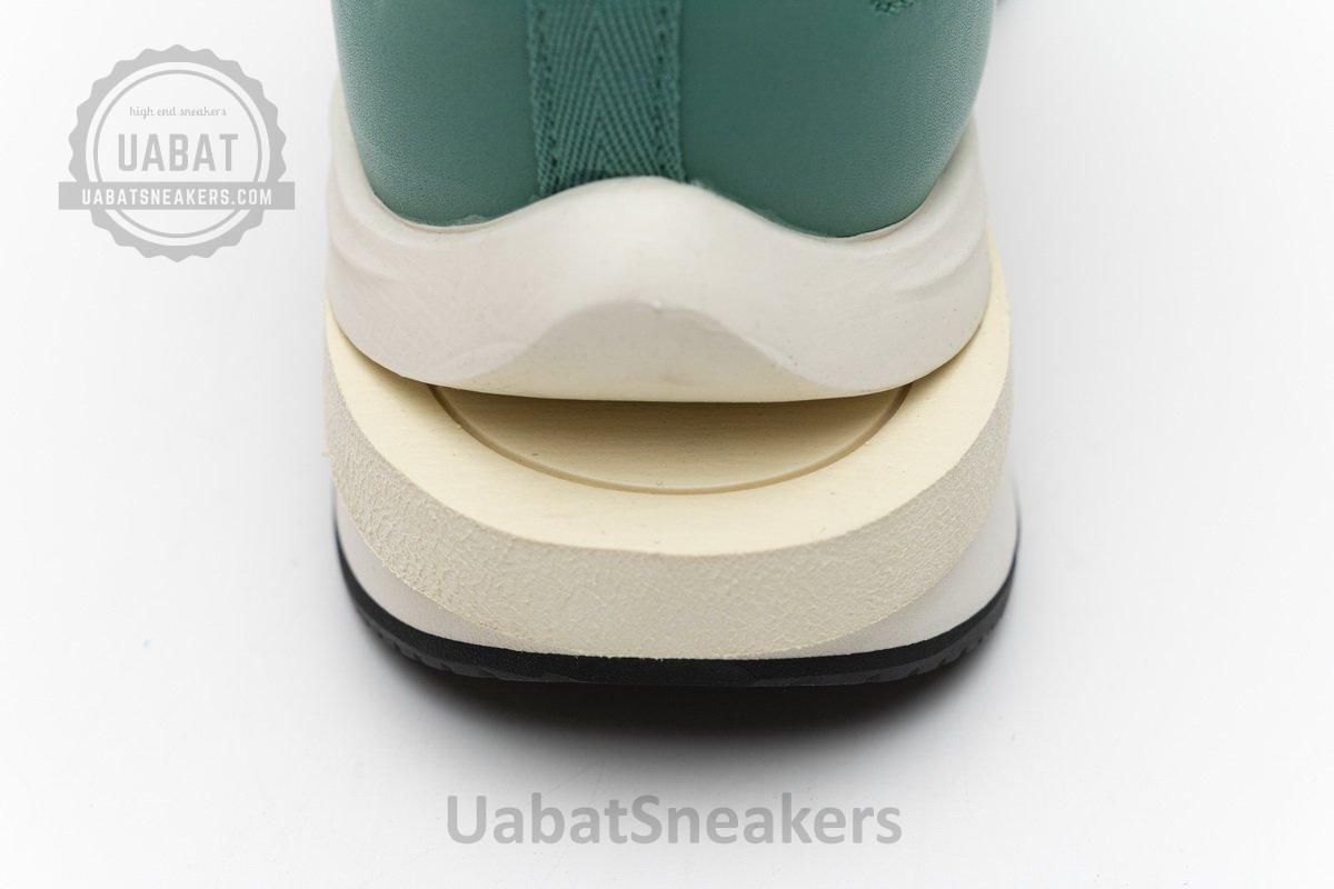 CI9928-300 Sacai x Nike Pegasua Vaporfly Yellow Green - Image 22