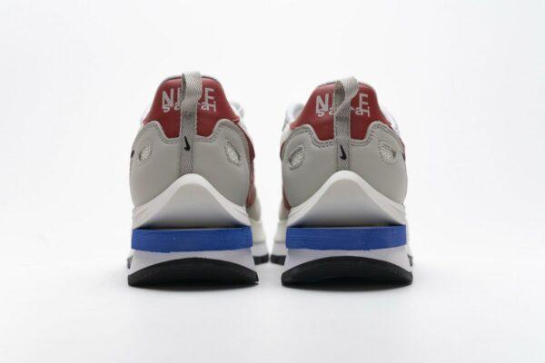 CI9928-010 Sacai x Nike Pegasua Vaporfly Villain Grey Blue Red - Image 7