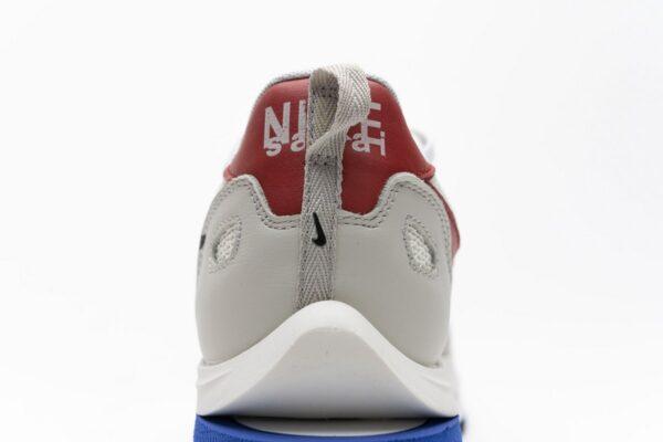 CI9928-010 Sacai x Nike Pegasua Vaporfly Villain Grey Blue Red - Image 18