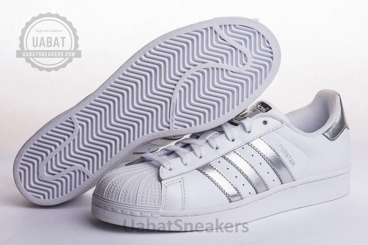 Superstar Shoes Footwear White/Silver Metallic/Core Black - Image 3