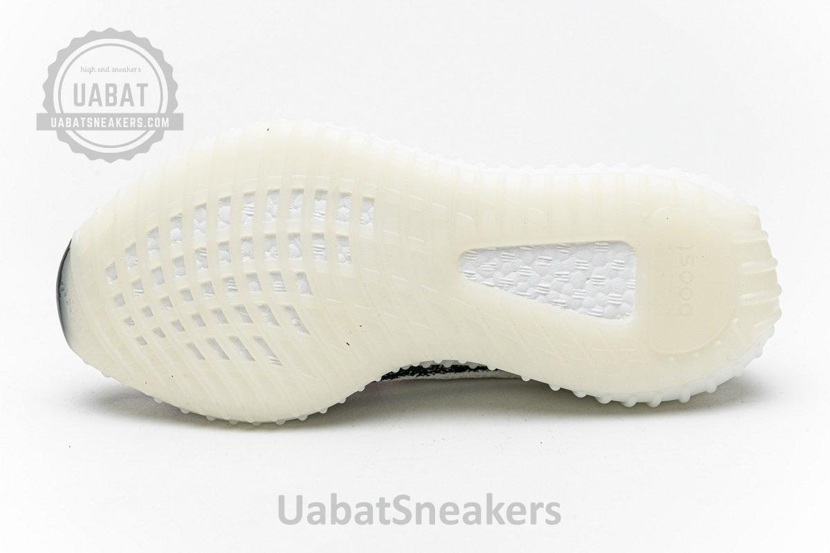 Burberry x Yeezy Boost 350 V2 - Image 12