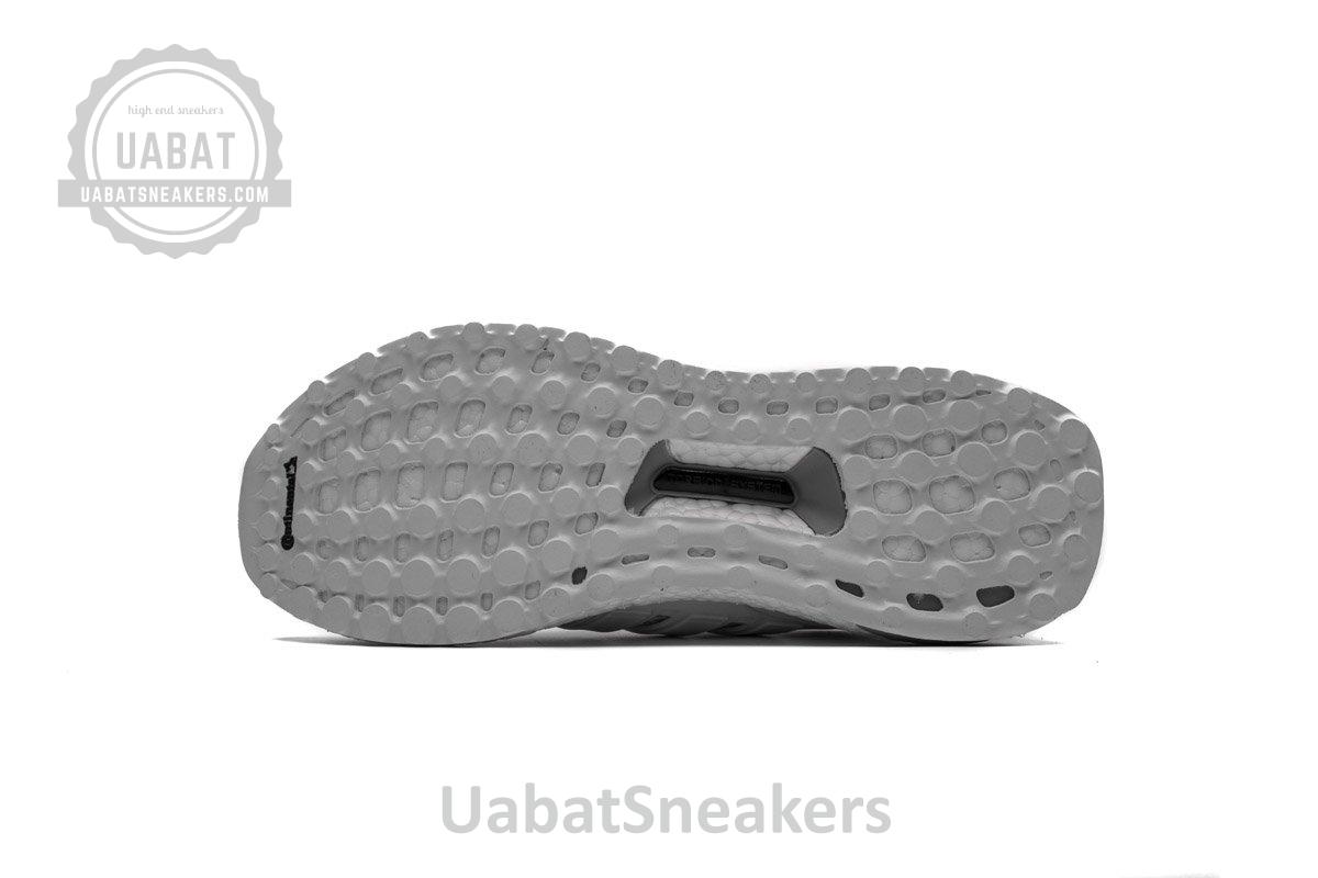 Ultra Boost 2.0 Limited “White Reflective”BB3928 - Image 4