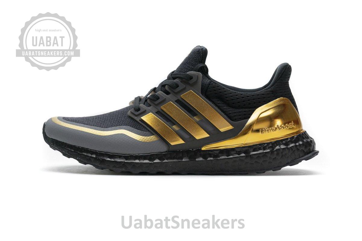 EG8102 adidas Ultra Boost Black Gold