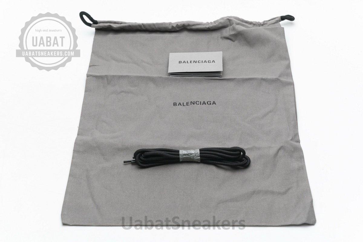 568615 W2GN1 1012 Blenciaga Track 2 Sneaker Black Green - Image 11