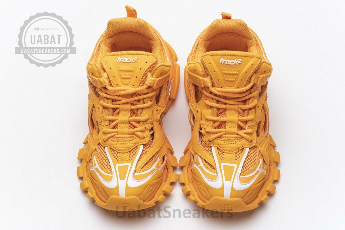 568615 W2GN5 5817 Blenciaga Track 2 Sneaker Orange - Image 4
