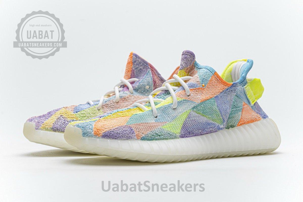 Gradient Geometry x Yeezy Boost 350 V2 - Image 6