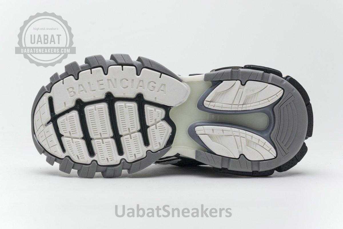 570391 W2GN3 1090 Blenciaga Track 2 Sneaker Black White - Image 8