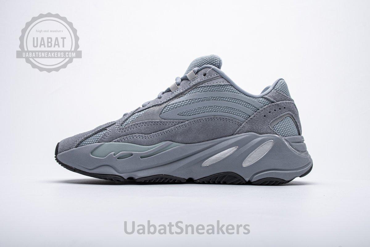 FV8424 adidas Yeezy Boost 700 V2 “Hospital Blue”Basf Boost - Image 2