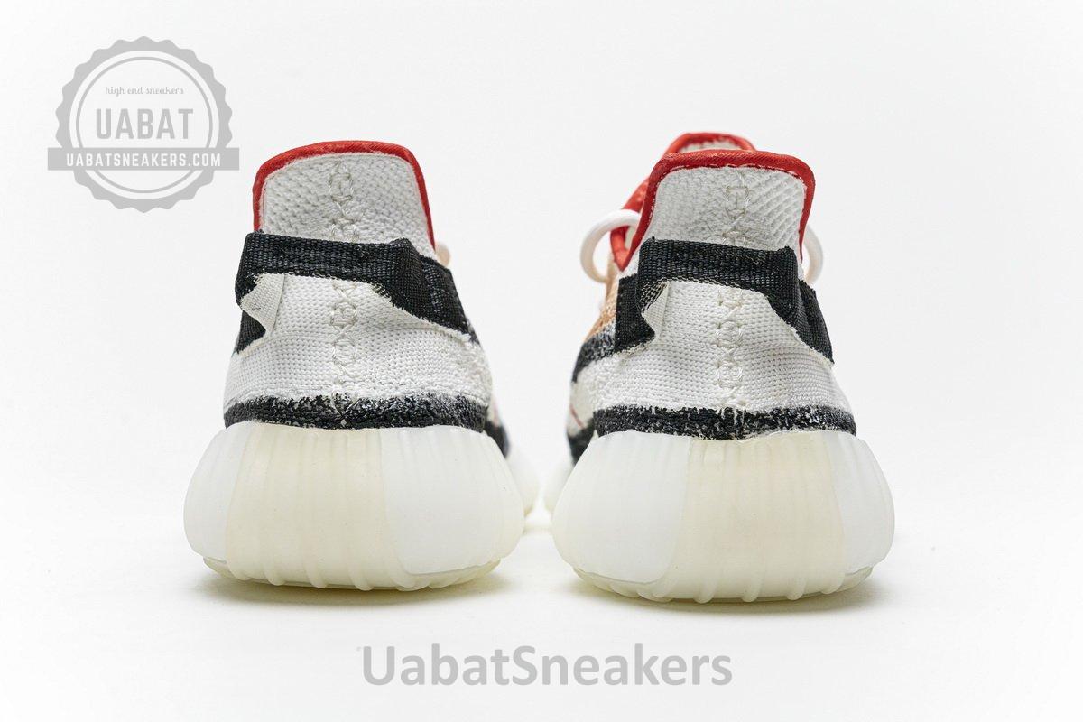 Burberry x Yeezy Boost 350 V2 - Image 7