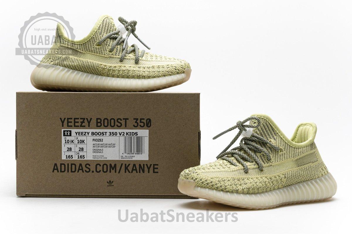 FV3252 adidas Yeezy Boost 350 V2 "Antlia Reflective" - Image 3