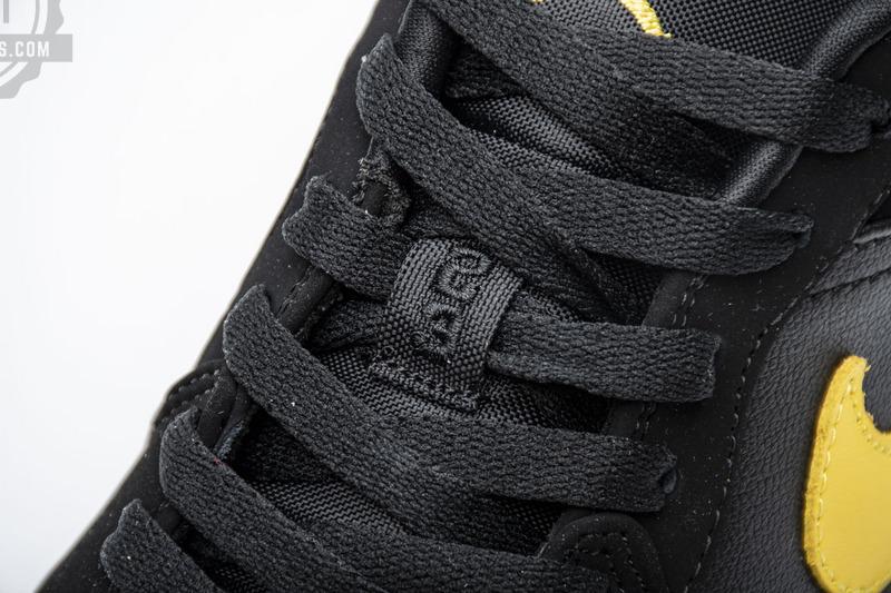 Air Jordan 1 Low Black Gold 553558-071 - Image 3