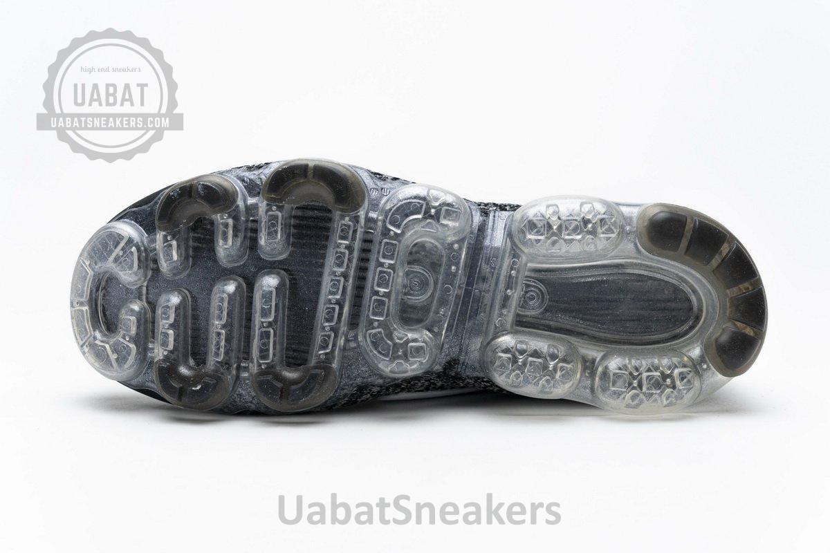 AJ6910-001 Nike Air Vapormax Flyknit 3 Black White - Image 3