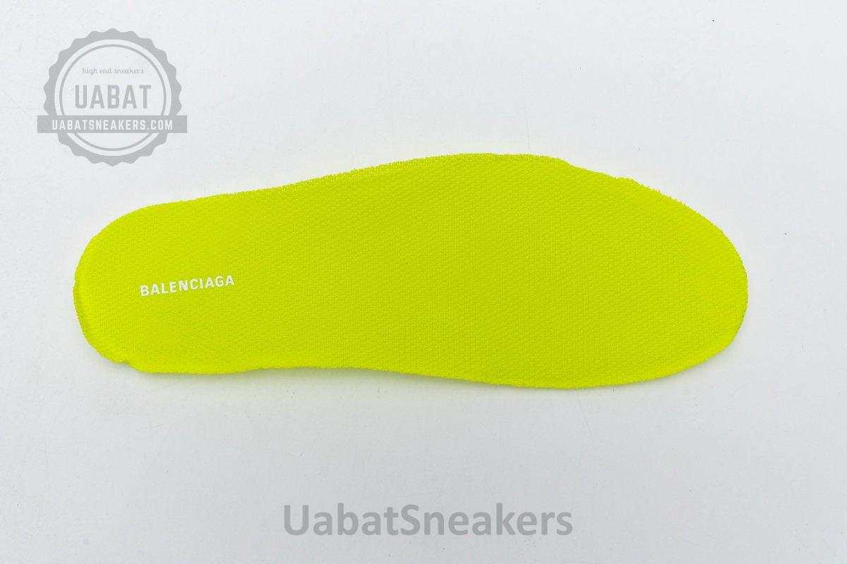 570391 W2GN3 1090 Blenciaga Track 2 Sneaker Black White - Image 10