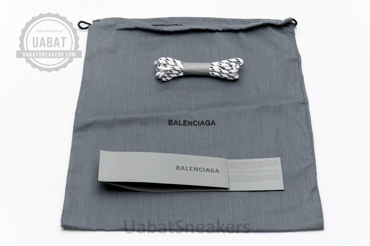 544351 W09O1 2262 Balenciaga Triple S Grey Red - Image 4