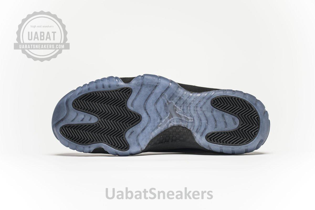 Air Jordan 11 378037-005“Cap and Gown” - Image 5