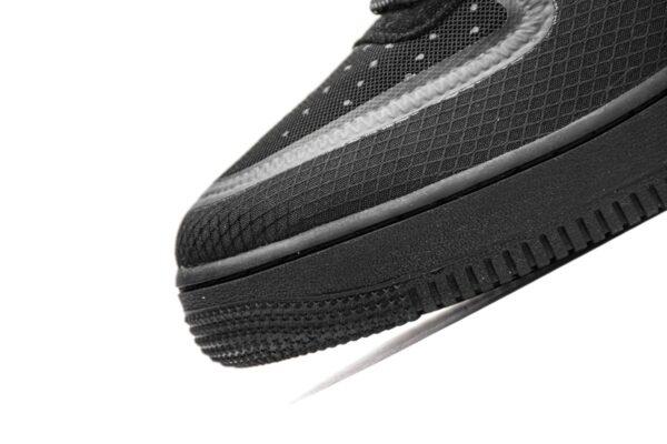 AO4606-001 OFF White X Air Force 1 Low Black - Image 10