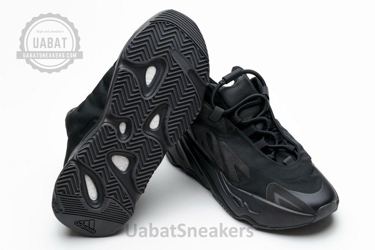 FV4440 adidas Yeezy Boost 700 MNVN “Triple Black” - Image 4