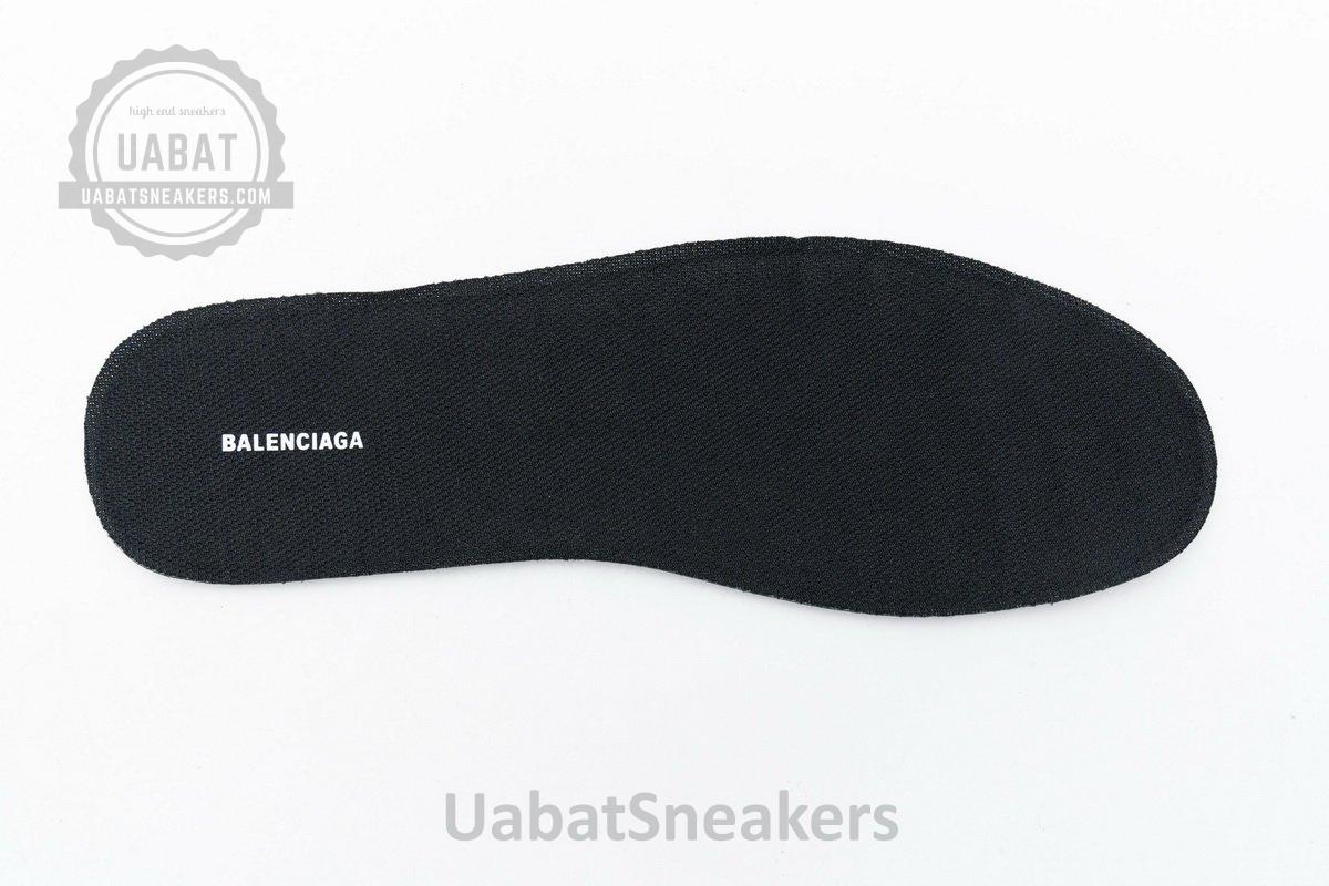 568615 W2MA1 5610 Blenciaga Track 2 Sneaker Chameleon - Image 11