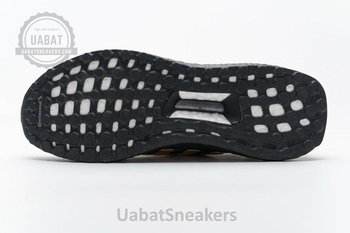 EG8102 adidas Ultra Boost Black Gold - Image 9