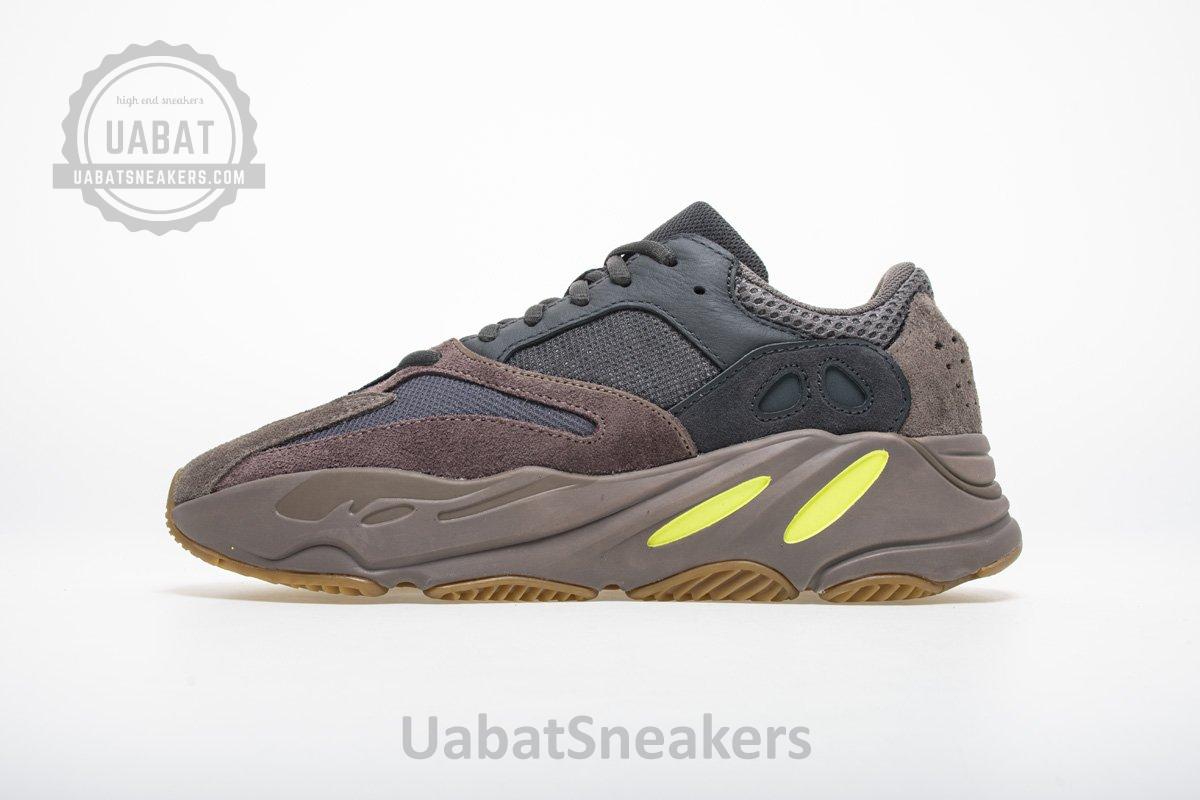 700 Yeezy Boost 700 “Mauve” EE9614