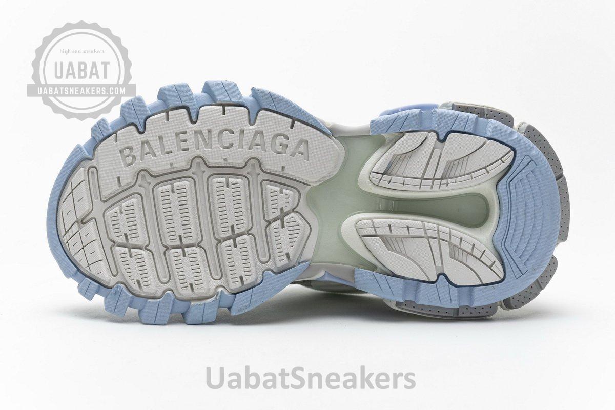 568615 W2GN3 9045 Blenciaga Track 2 Sneaker White Light Blue - Image 9