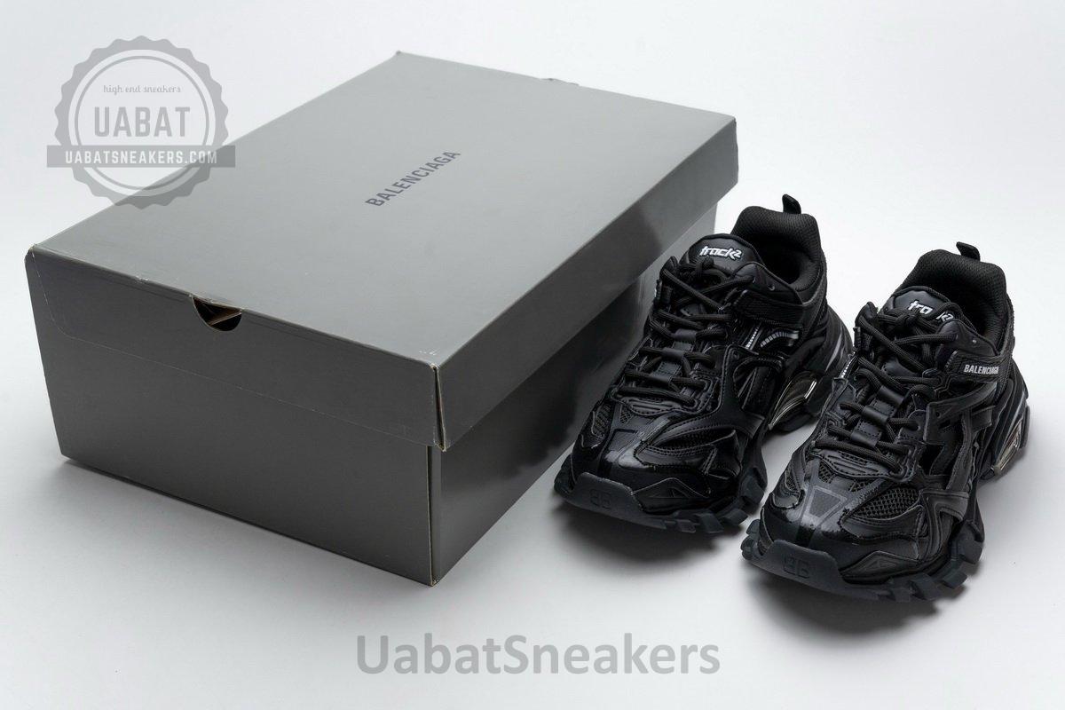 570391 W2GN1 1000 Blenciaga Track 2 Sneaker Black - Image 3