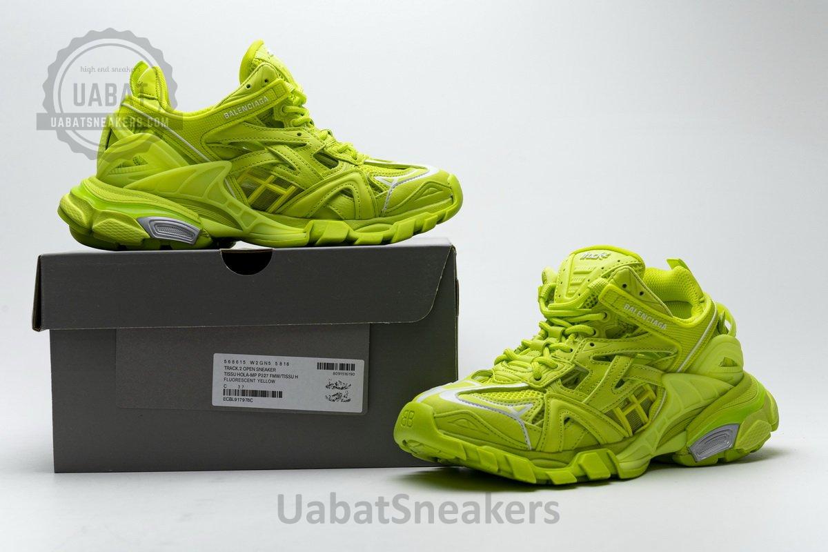 570391 W2GN3 1090 Blenciaga Track 2 Sneaker Black White - Image 2