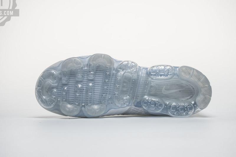942842-100 Nike Air VaporMax 2018 2.0 ‘White Grey Hook’ - Image 2