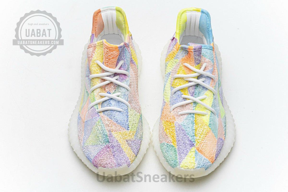 Gradient Geometry x Yeezy Boost 350 V2 - Image 4