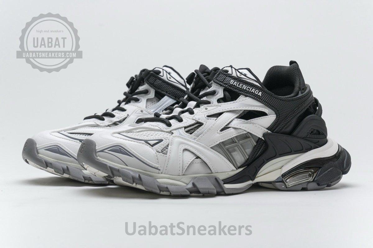 570391 W2GN3 1090 Blenciaga Track 2 Sneaker Black White - Image 6