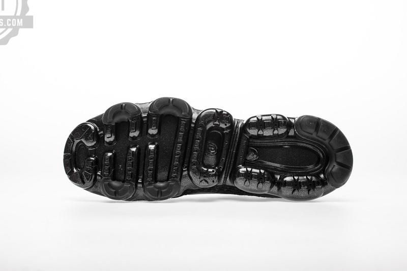 Nike Air VaporMax Flyknit 3.0 2019 AJ6910-002 - Image 3