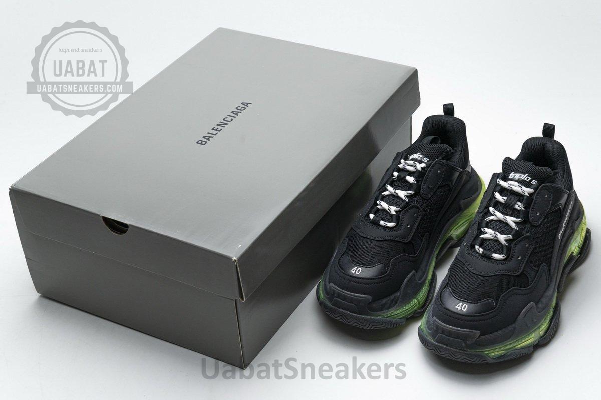 541624 W09O1 2140 Balenciaga Triple S Black Green - Image 3