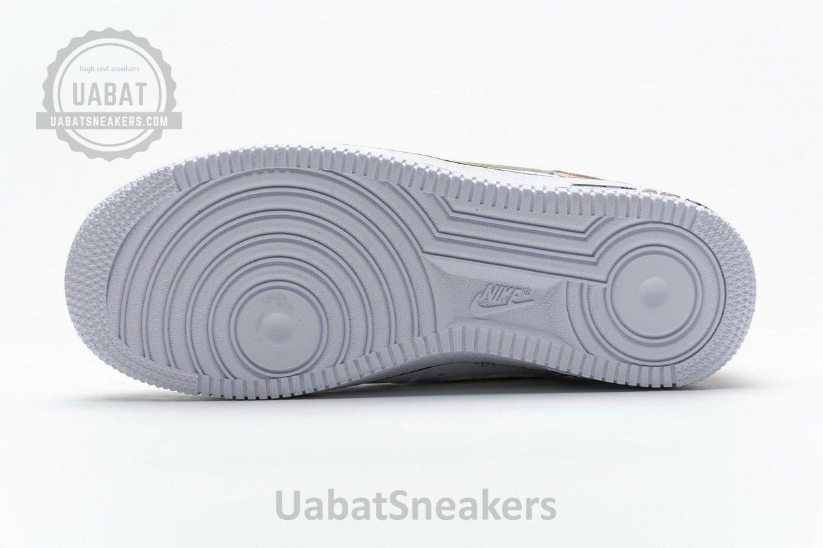 Air Jordan 1 Mid - Image 14