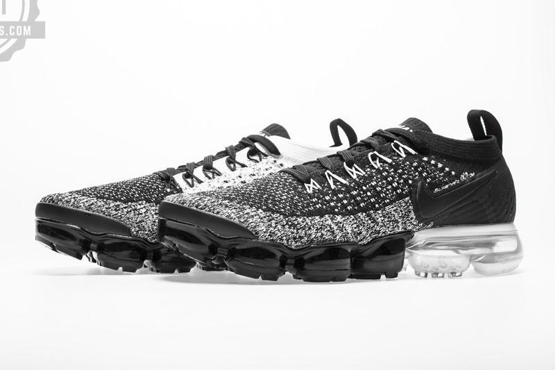 Nike VaporMax 2018 “Black White” 942842-016 - Image 5