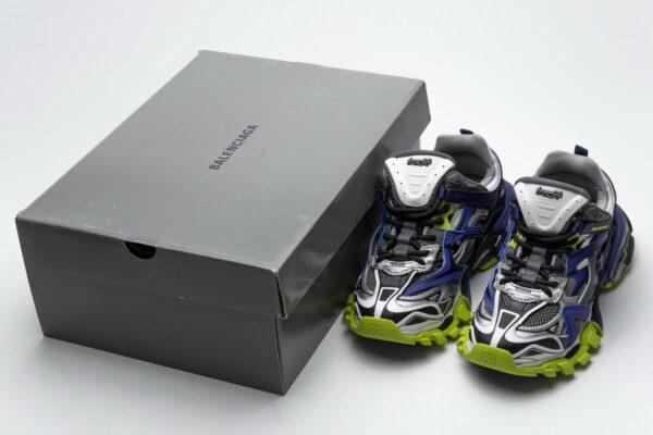 568614 W2GN7 1007 Blenciaga Track 2 Sneaker Purple - Image 3