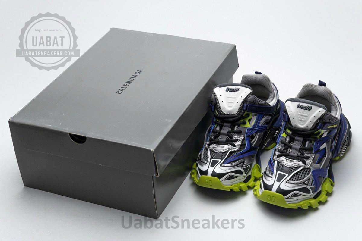 568614 W2GN7 1007 Blenciaga Track 2 Sneaker Purple - Image 3