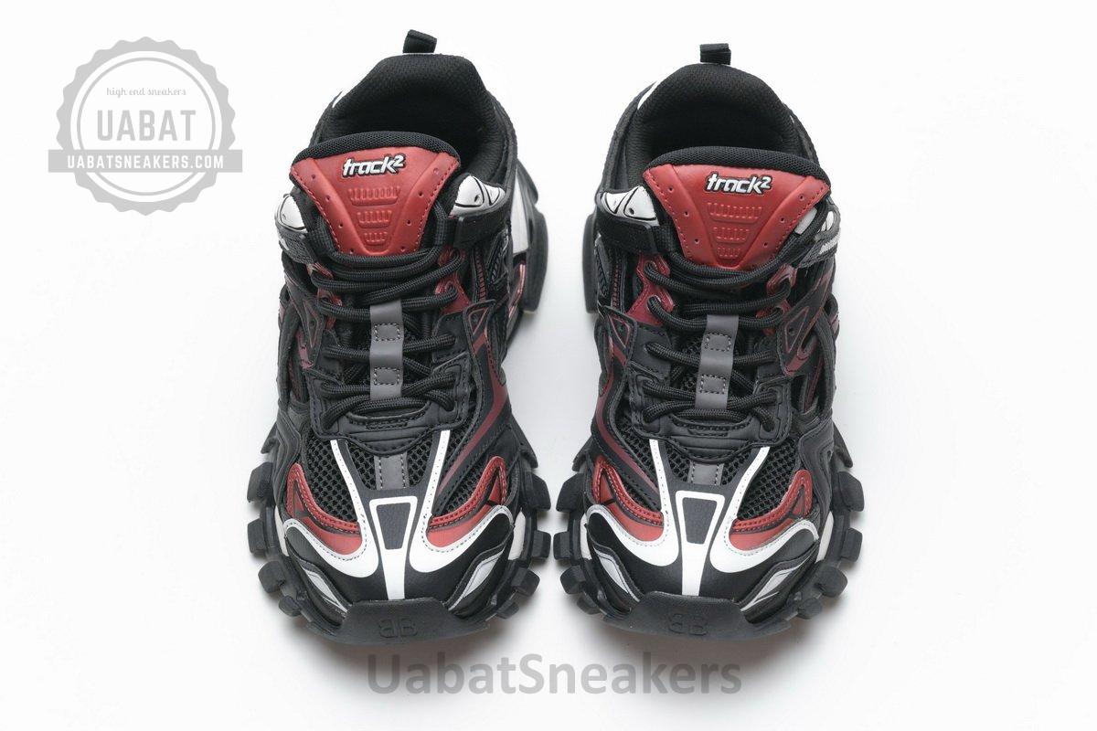 568615 W2GN3 6000 Blenciaga Track 2 Sneaker Burgundy - Image 4