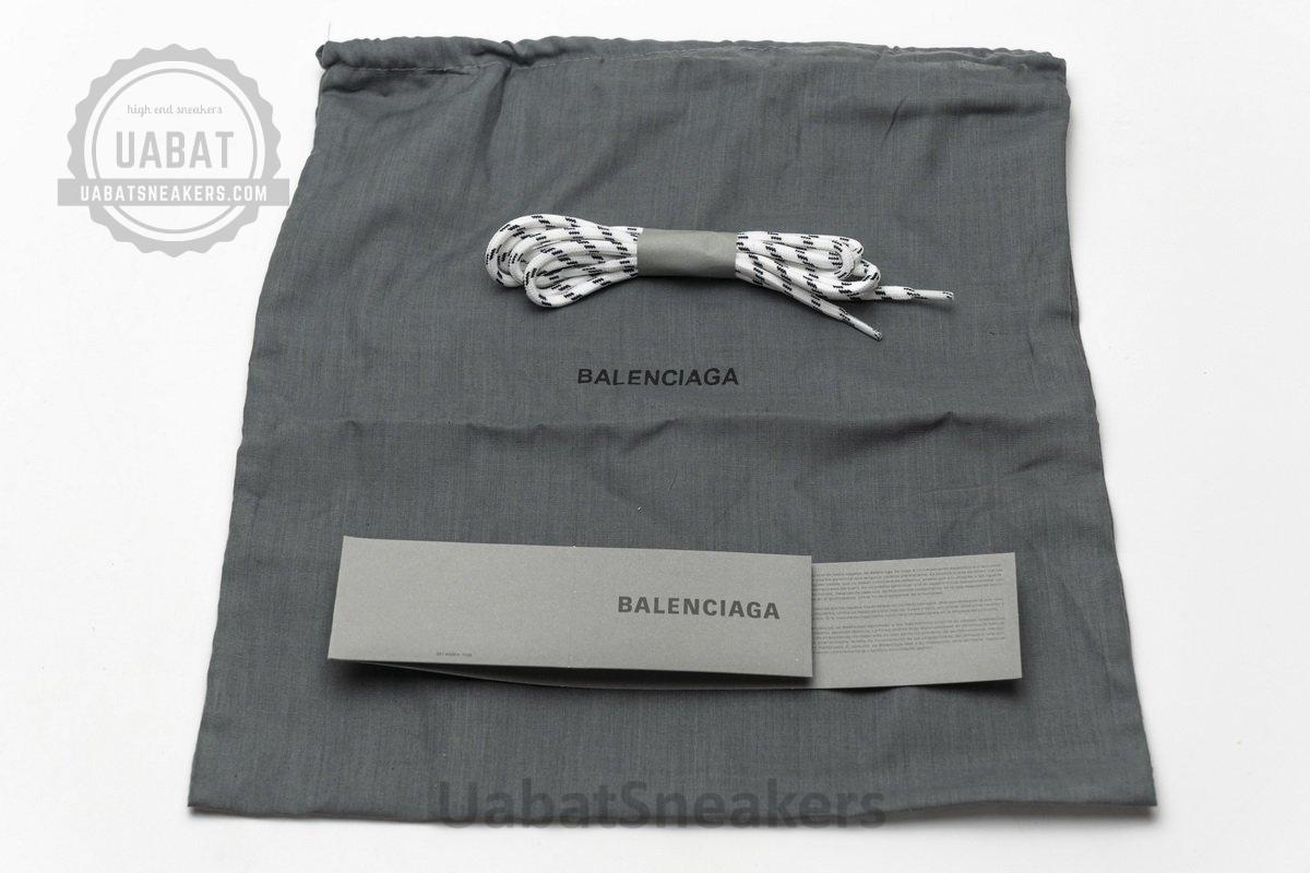 541624 W09O1 2140 Balenciaga Triple S Black Green - Image 12