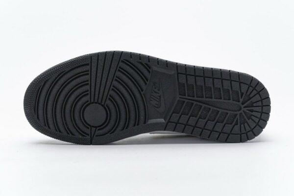 852542-007 Air Jordan 1 Mid Gold Patent Leather - Image 9