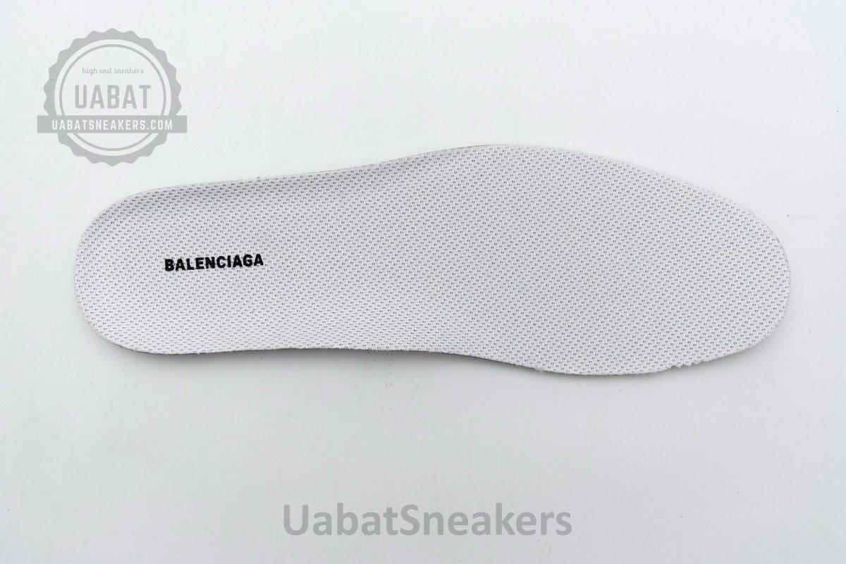 544351 W09E1 4552 Balenciaga Triple S White Red - Image 12